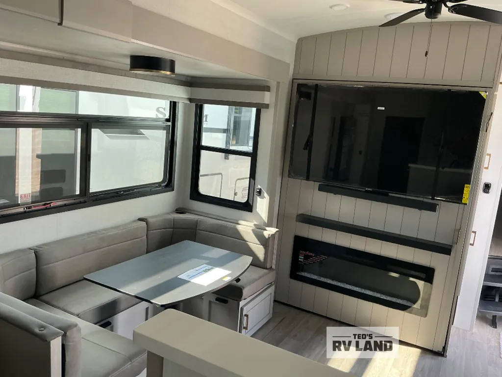 2027 Jayco North Point 391TBBH, Photos photo 24