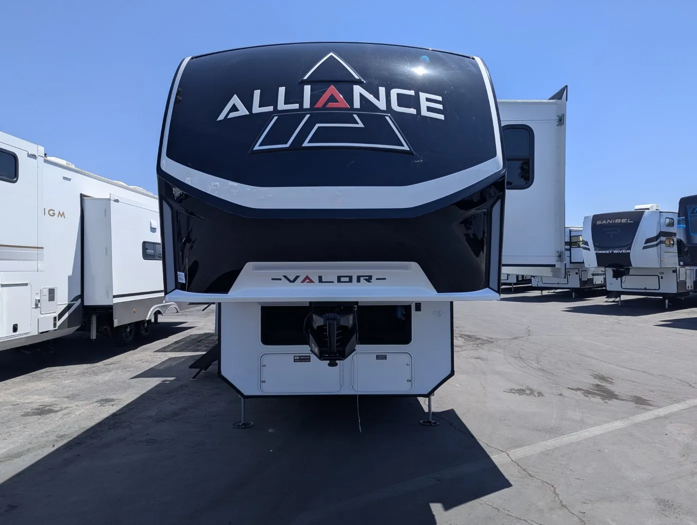 2026 Alliance RV Valor 42V14 - Photo 3