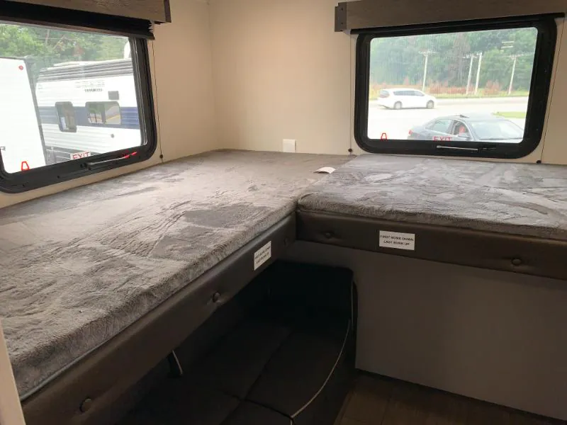 2026 Forest River Cherokee Alpha Wolf 29TB, Photos photo 27