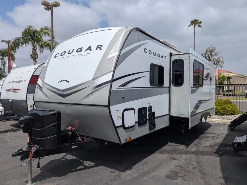 2023 Keystone Cougar Half-Ton 22MLSWE - Photo 4
