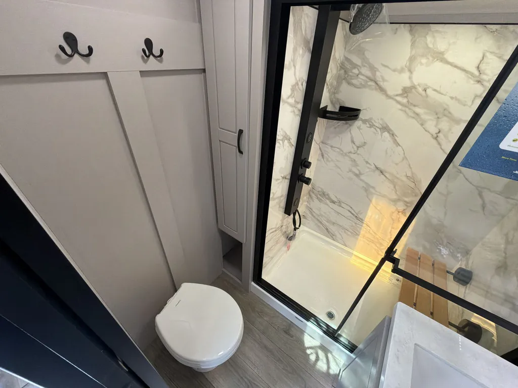 2026 Jayco North Point 395DSDB, Photos photo 21