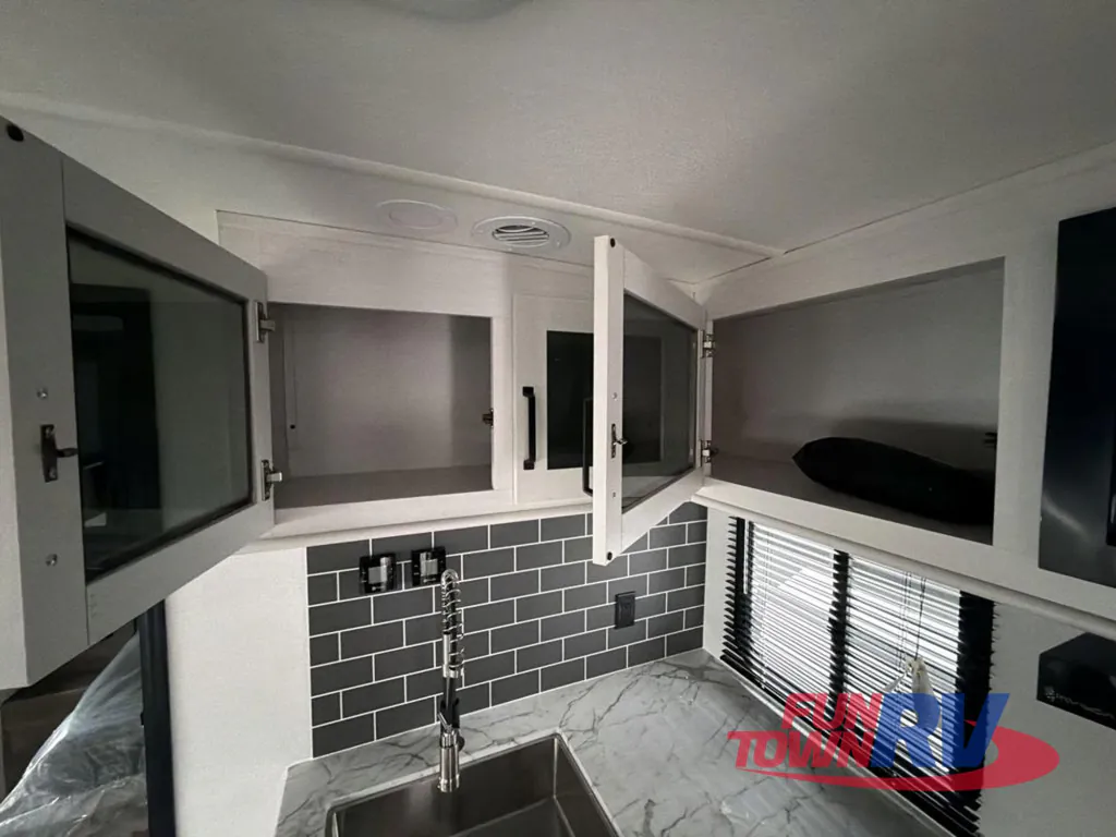 2026 Forest River Solaire 2580RBSS, Photos photo 28