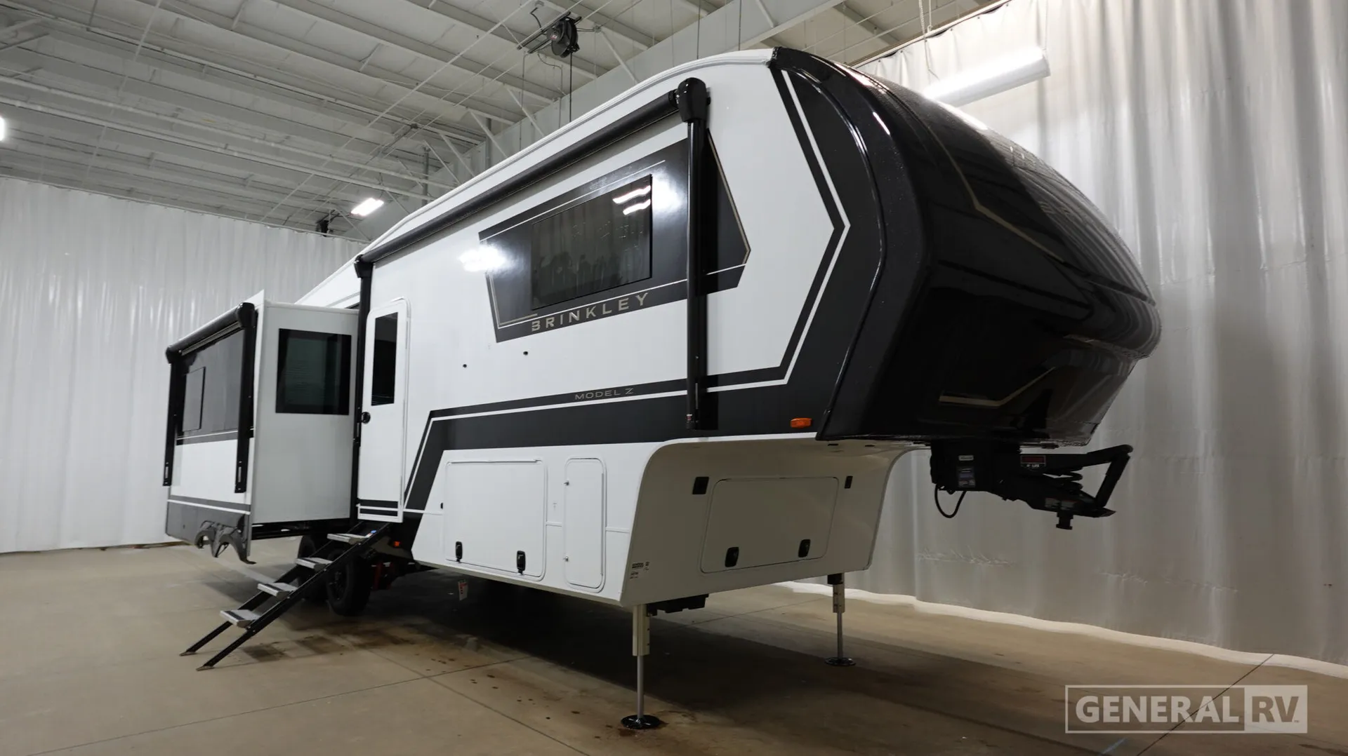 2026 Brinkley Model Z 3100 - Photo 2
