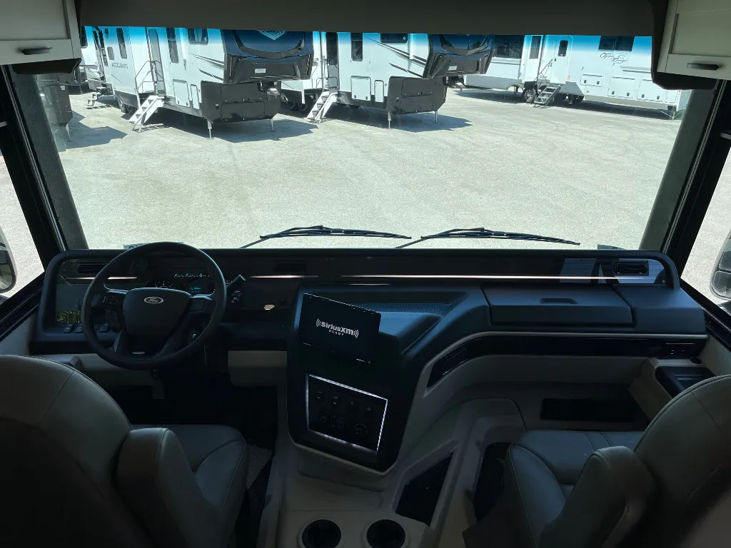 2026 Entegra Coach Vision XL 36C, Photos photo 11