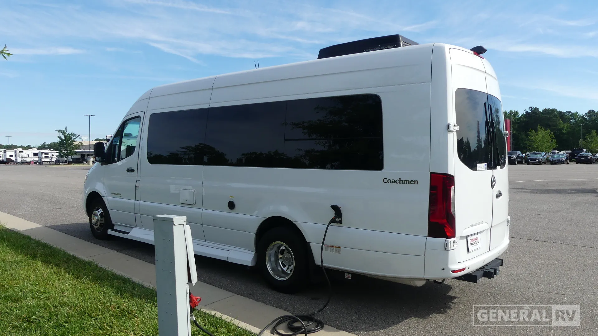 2023 Coachmen Galleria 24T - Photo 4