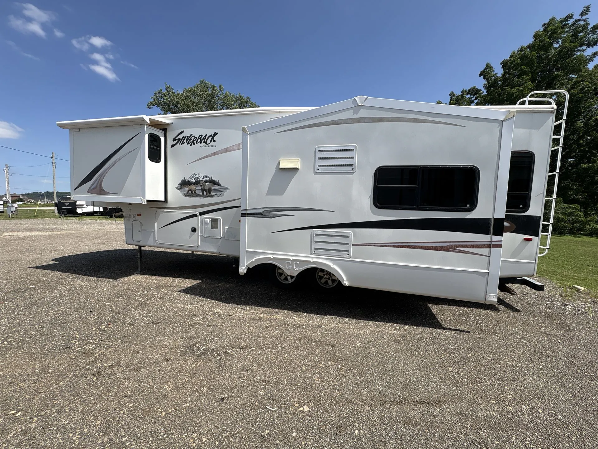 2012 Forest River Cedar Creek 29RL - Photo 4