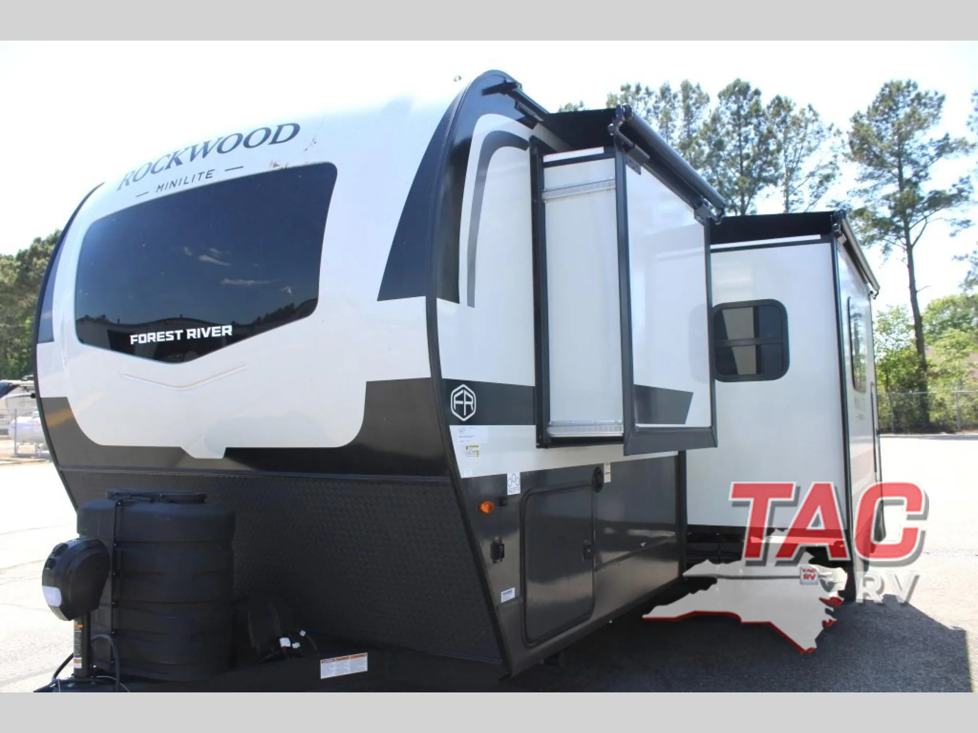 2026 Forest River Rockwood Mini Lite 2513S - Photo 4