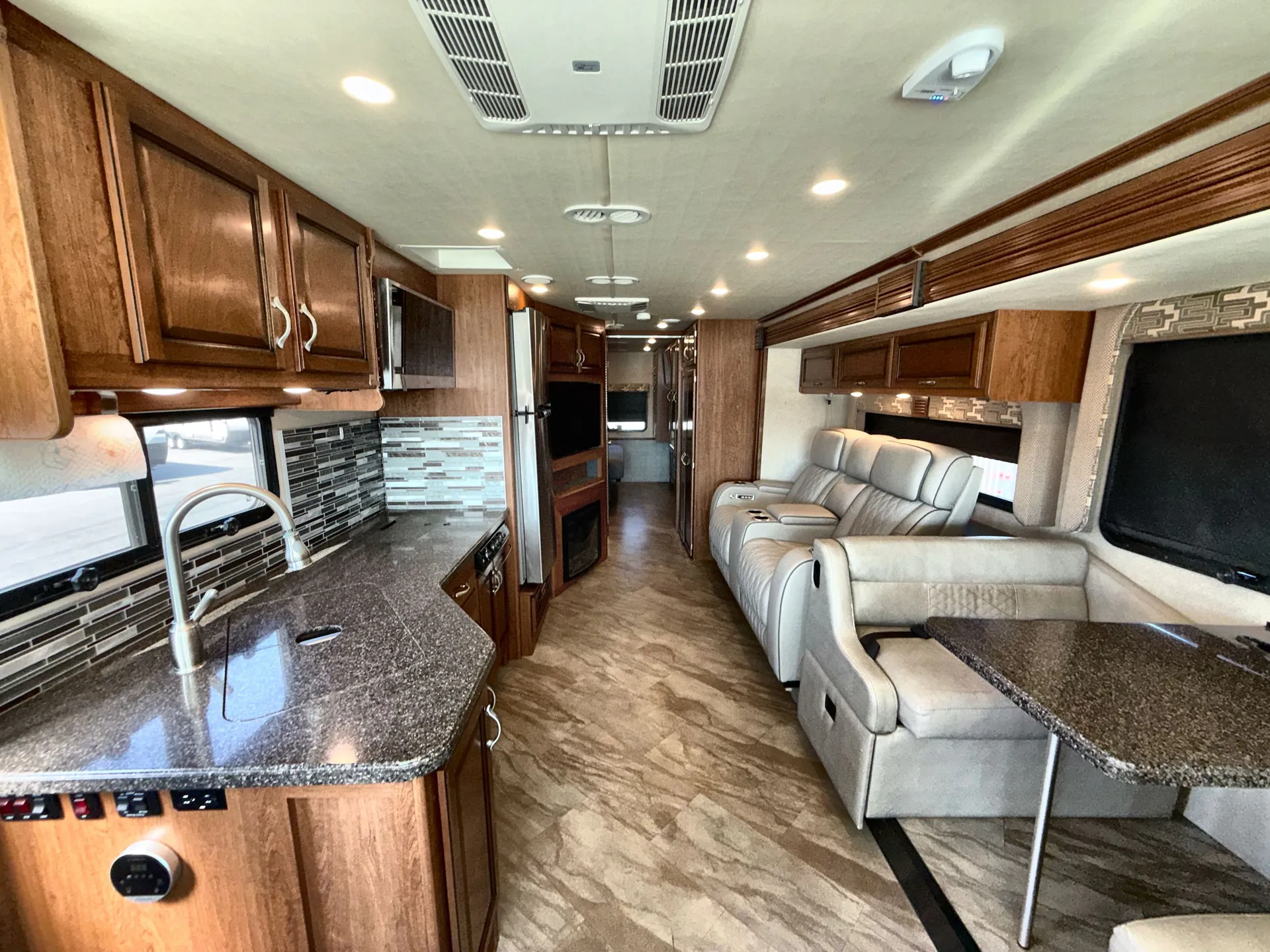 2017 Fleetwood Storm 32A — living area main