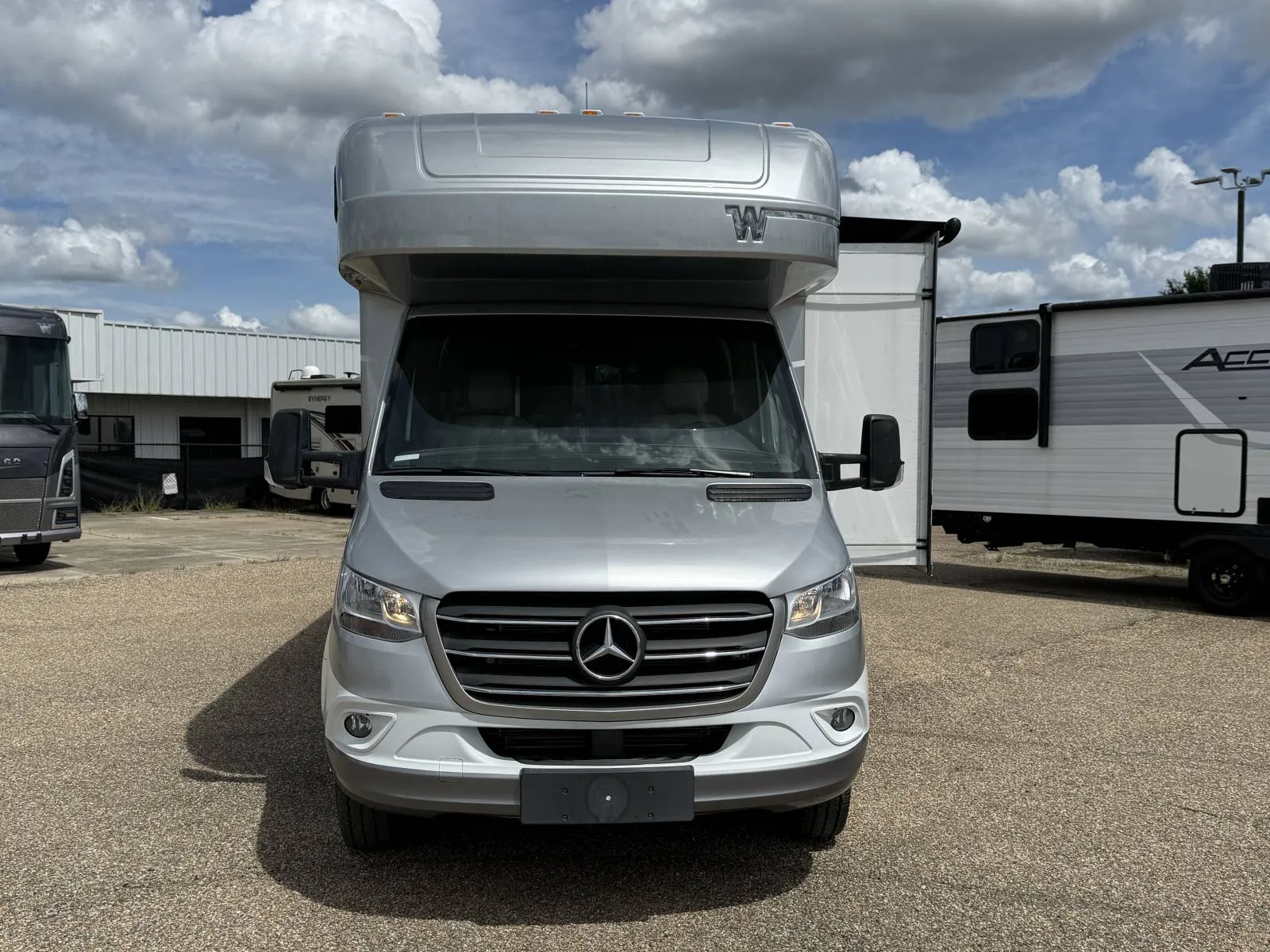 2023 Winnebago View 24D - Photo 3