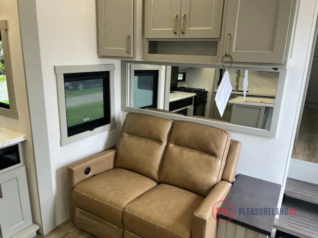 2026 Brinkley Model G 3520, Photos photo 20