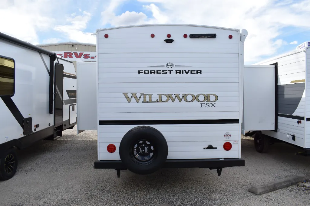 2026 Forest River Wildwood FSX 177ICE — Photo 5