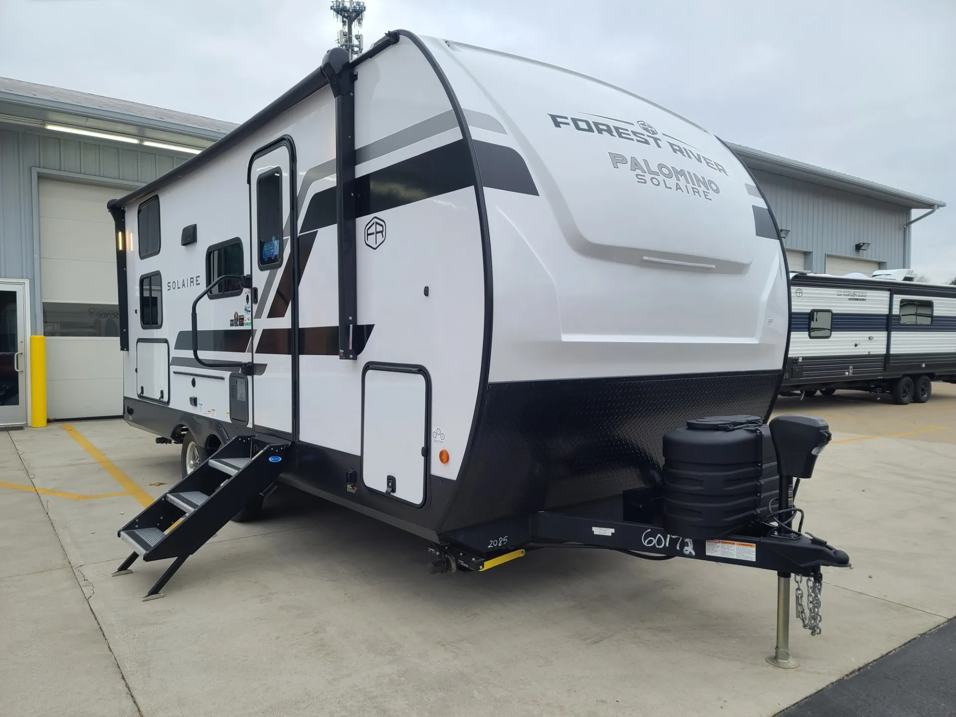 2025 Palomino Solaire 2085BHS - Photo 2