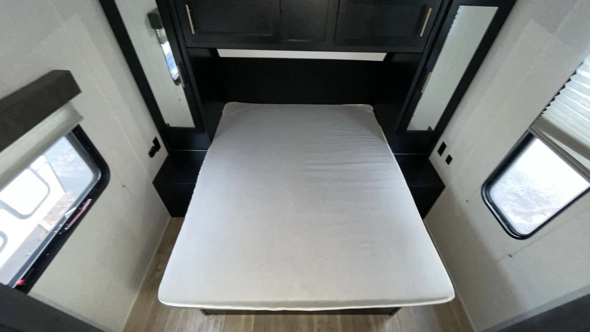 2021 Forest River Cherokee Grey Wolf 23MK — living area main