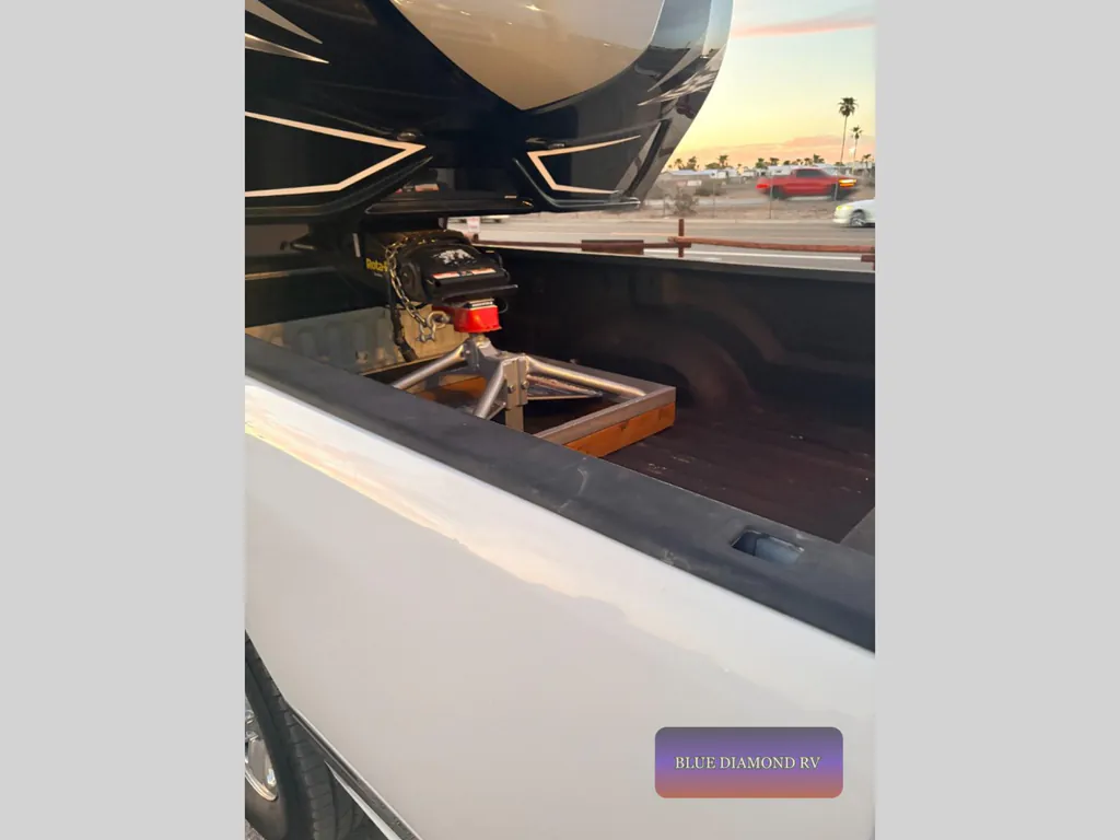 2020 Keystone Raptor 415, Photos photo 25