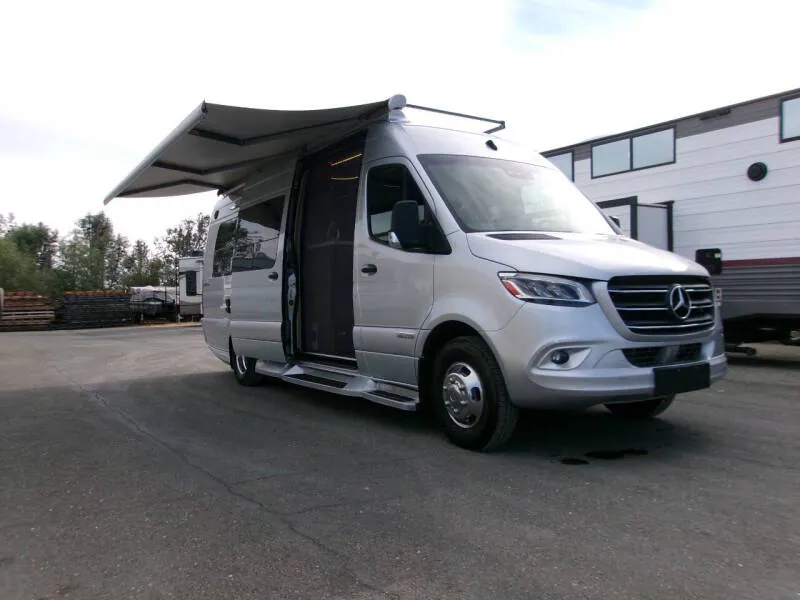 2021 Winnebago Era 70A - Photo 2