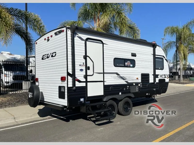 2023 Forest River EVO T1850 - Photo 4