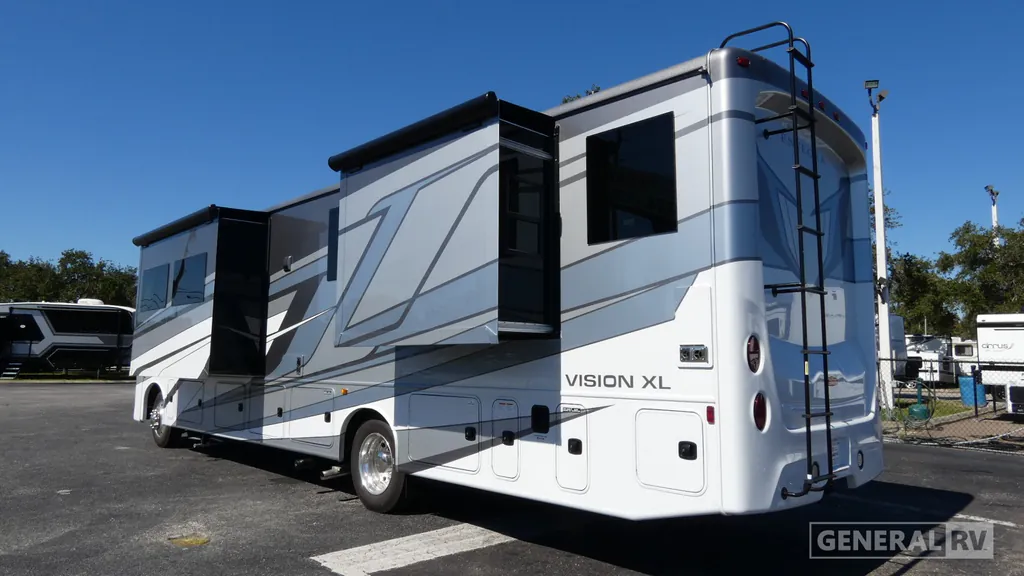 2027 Entegra Coach Vision XL 36C, Photos photo 3