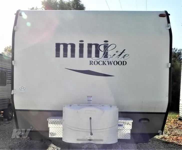2016 FOREST RIVER ROCKWOOD MINI LITE 1905 - Photo 2