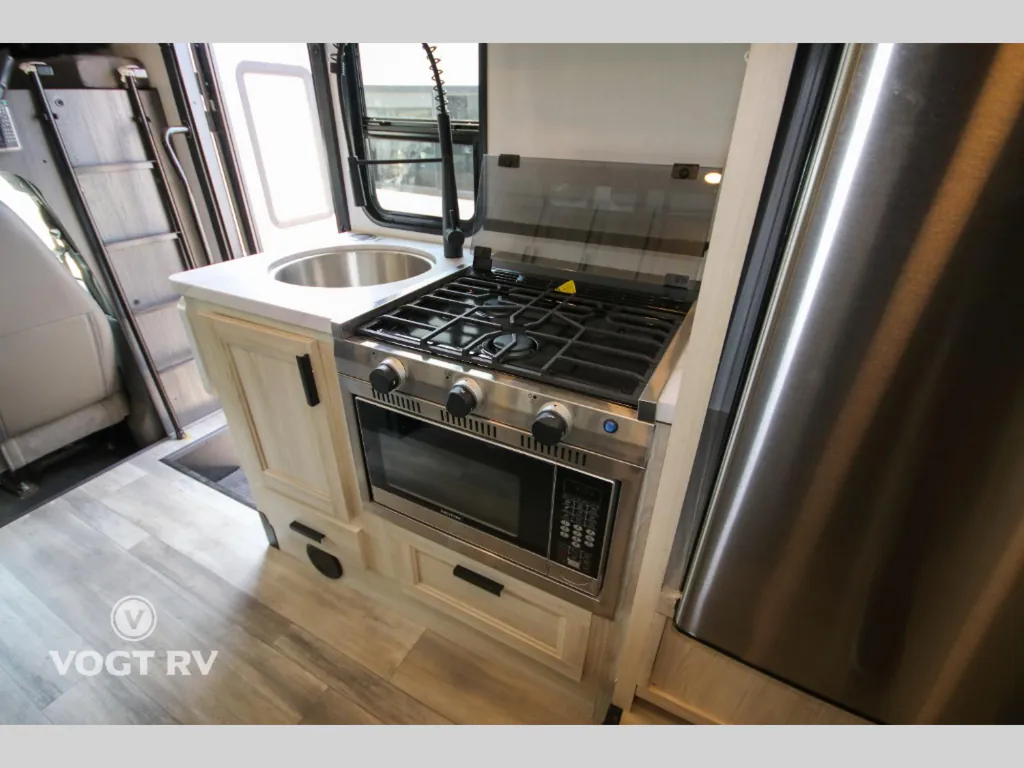 2023 Forest River Forester 2351LE, Photos photo 15