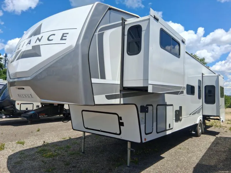 2025 Alliance RV Avenue 38DBL - Photo 2