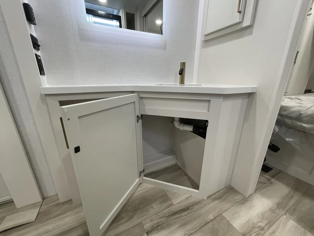 2027 Brinkley Model I 290, Photos photo 37