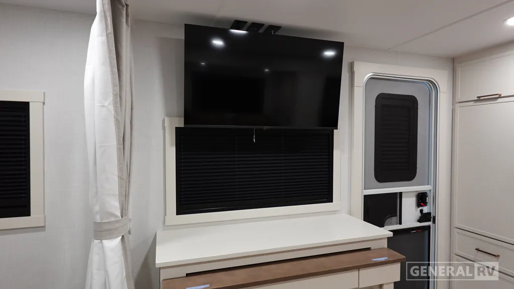 2026 Brinkley Model Ix 23X, Photos photo 11