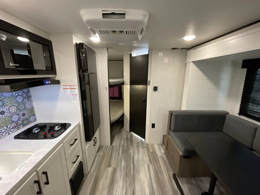 2025 Jayco Jay Flight SLX 197MB, Photos photo 2
