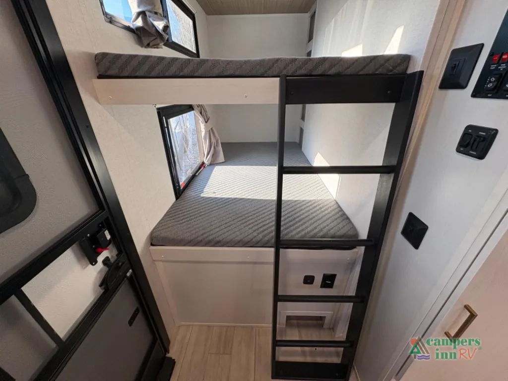 2026 Forest River Vibe Extreme Lite 2600BH, Photos photo 14