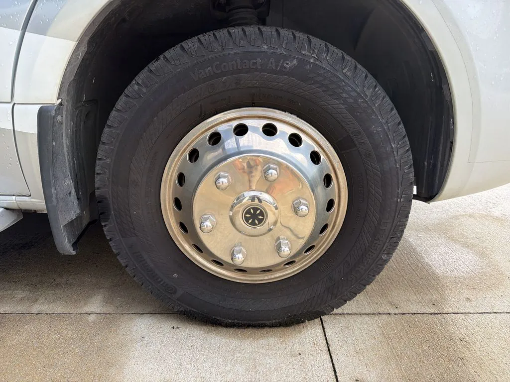 2021 Forest River Forester MBS 2401B - Photo 3