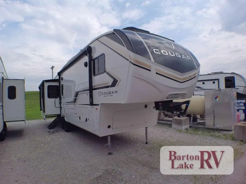 2026 Keystone Cougar Half-Ton 29MBD - Photo 2