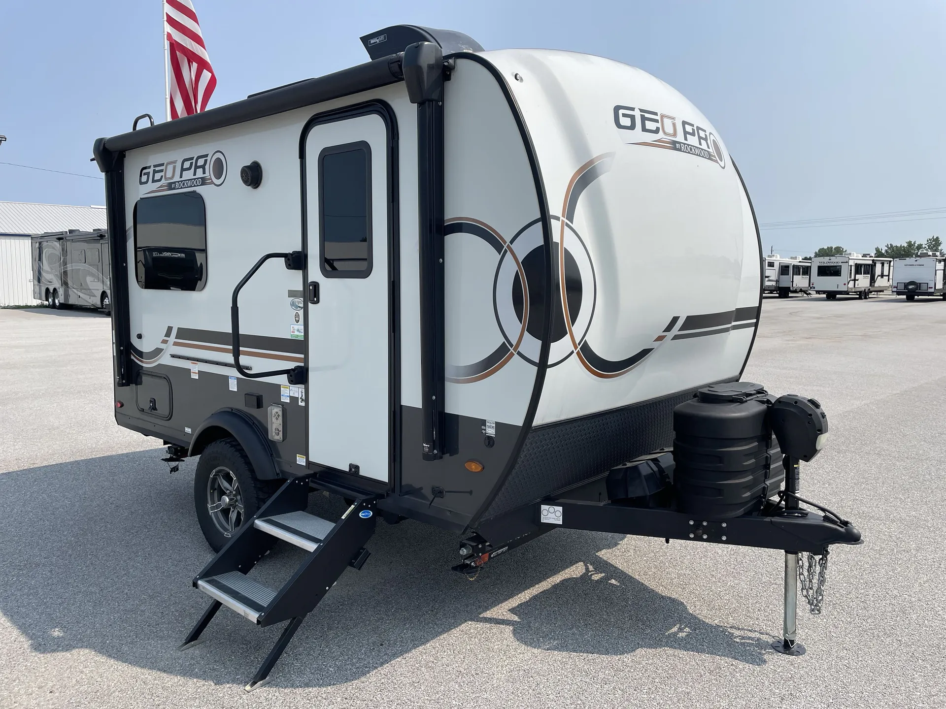 2024 Forest River Rockwood Geo Pro G15TB - Photo 2