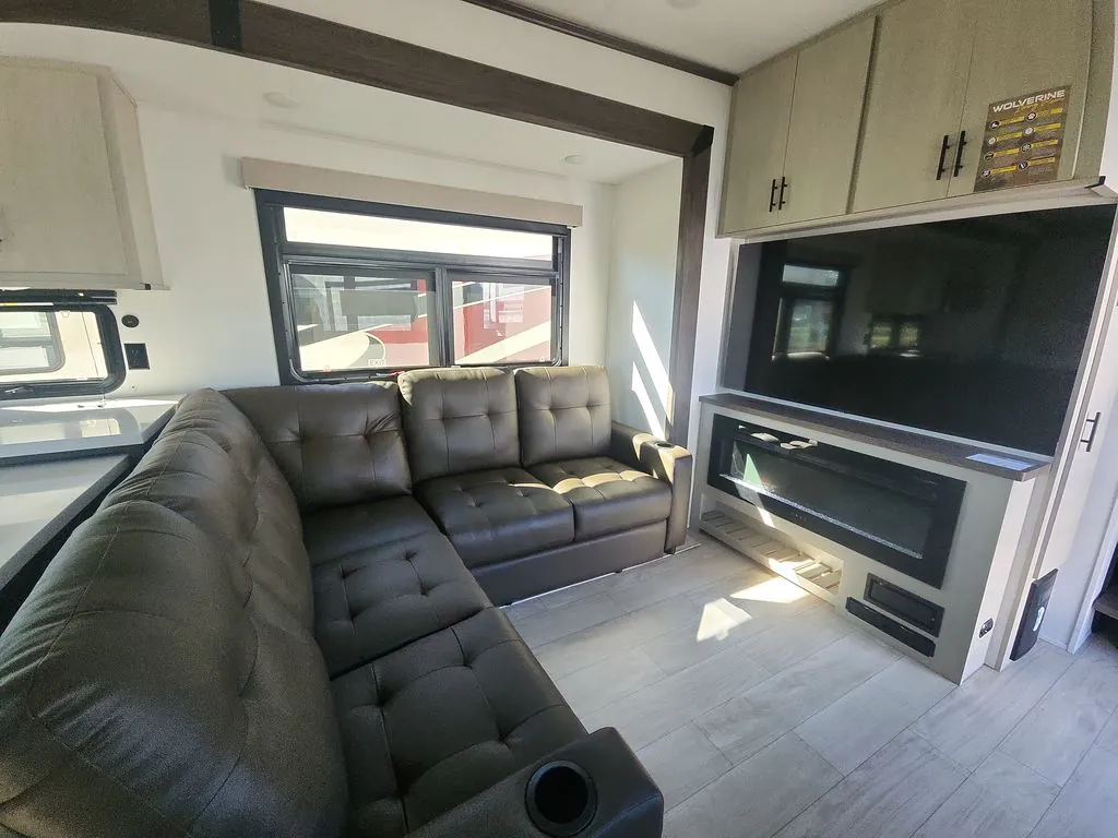 2027 Forest River RV Wolverine 32JF, Photos photo 24