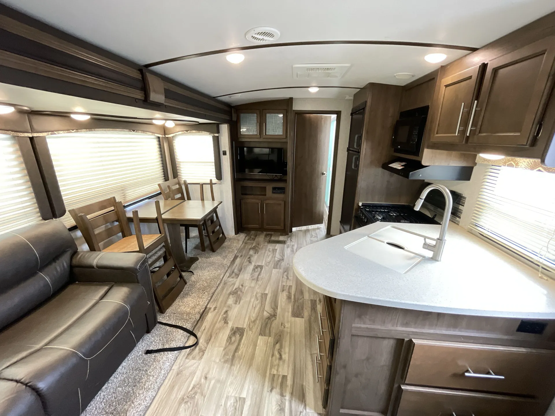 2018 Keystone Cougar 29RLD — living area main