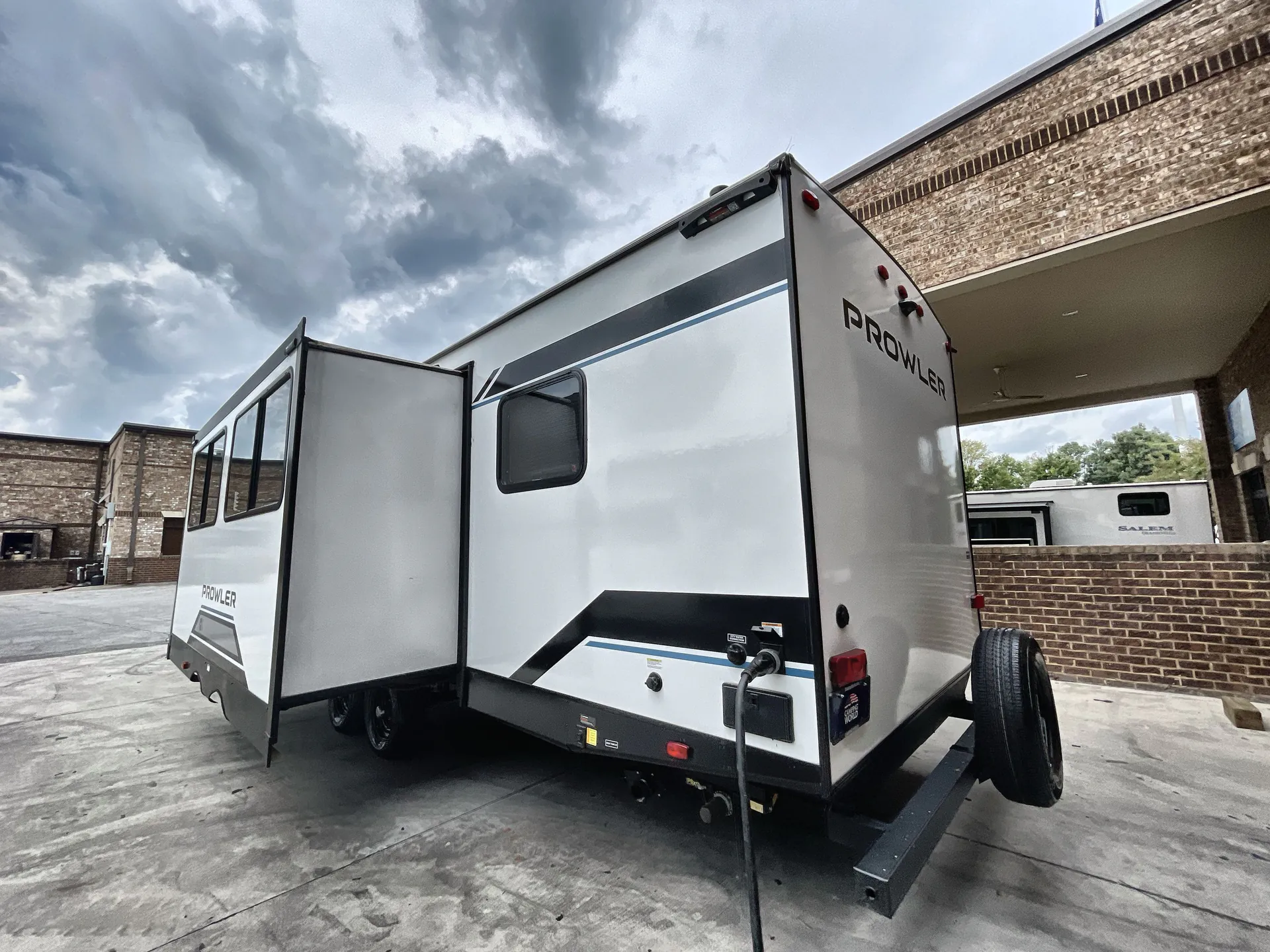 2024 Heartland Prowler 315SBH — living area main