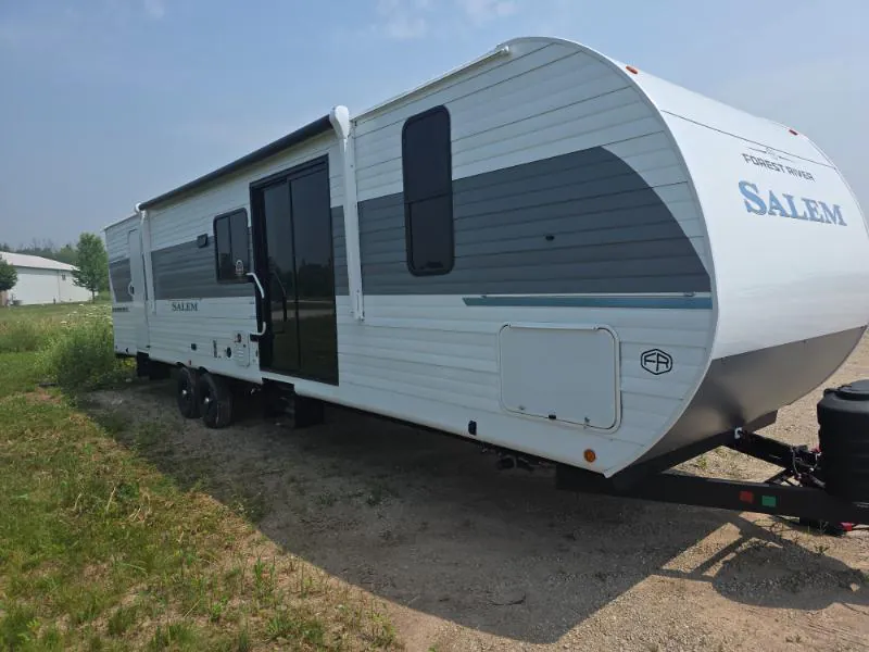 2027 Forest River Salem 36VBDS dealer photo 1 from Kunes RV