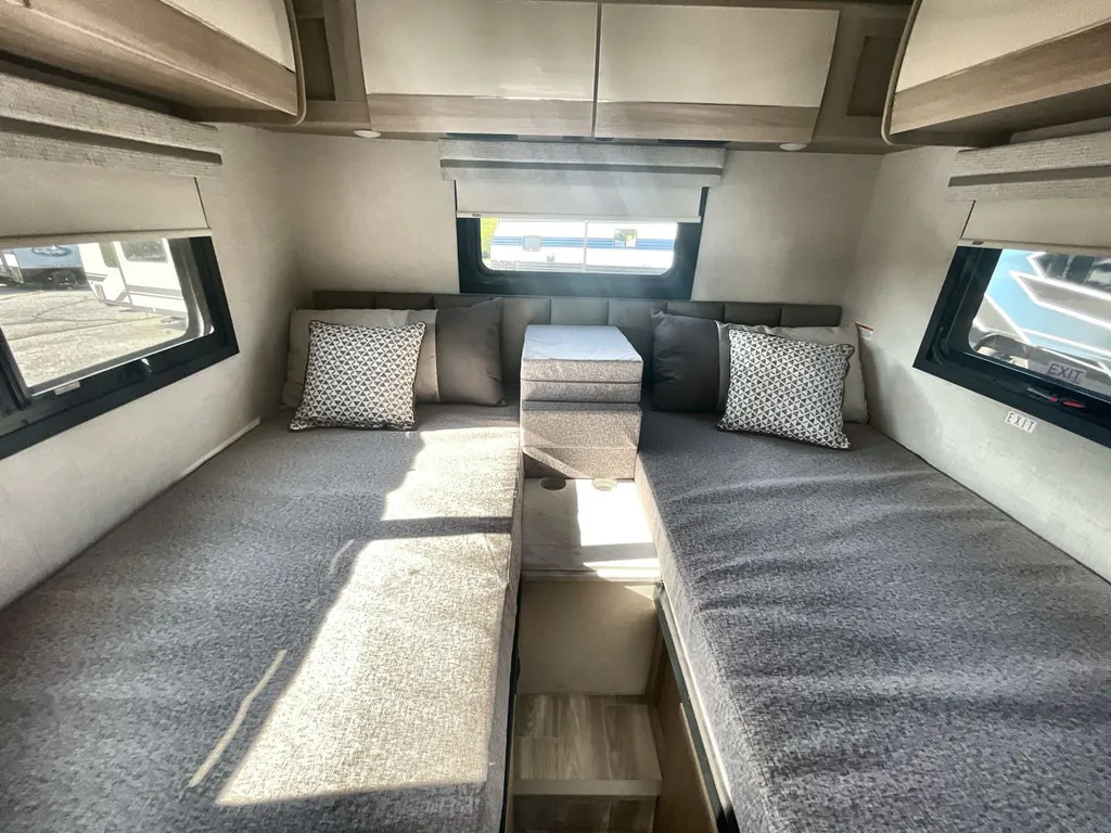 2026 Thor Motor Coach Axis 26.2, Photos photo 19