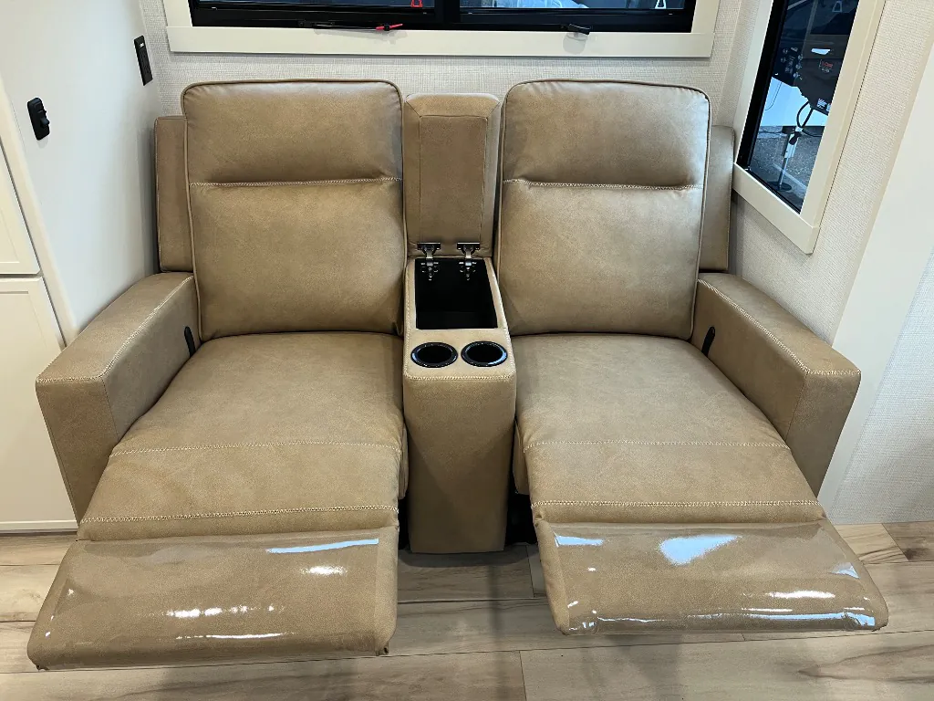 2026 Brinkley Model I 235, Photos photo 12