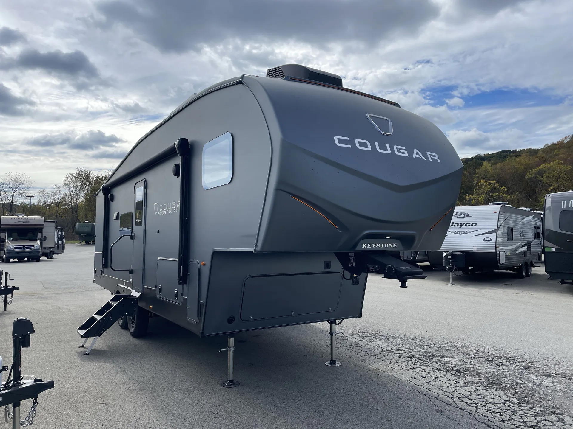 2026 Keystone Cougar Sport 2400RE - Photo 2
