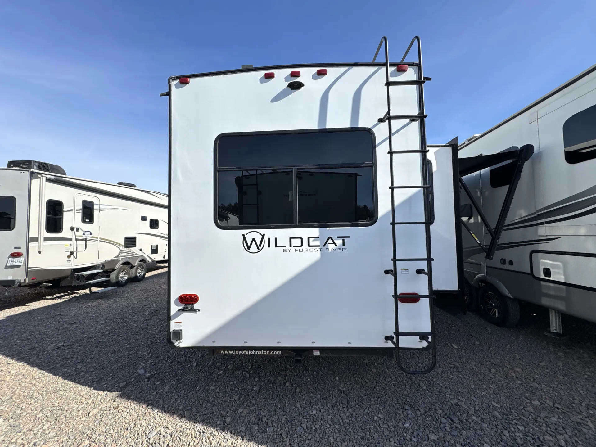 2021 Forest River Wildcat 336RLS — backside