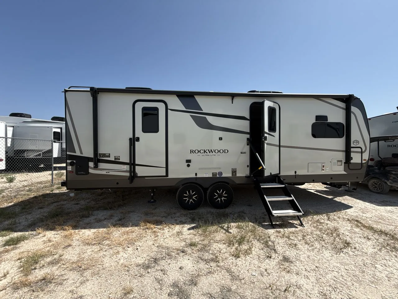 2027 Forest River Rockwood Ultra Lite 2608BS — Photo 6