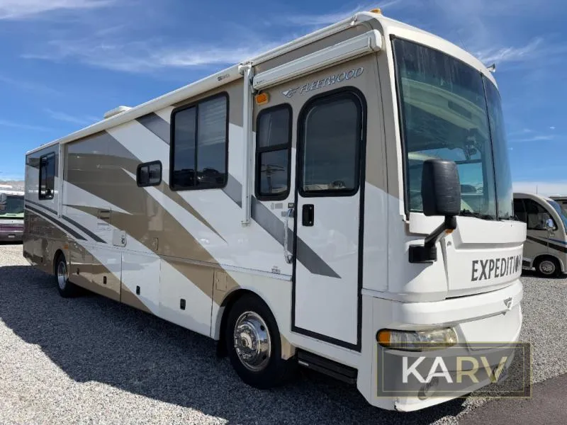 2006 Fleetwood RV Expedition 37U - Main photo