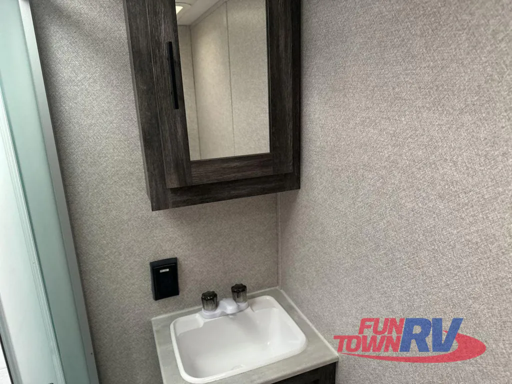 2020 Forest River Wildwood FSX 210RT, Photos photo 23