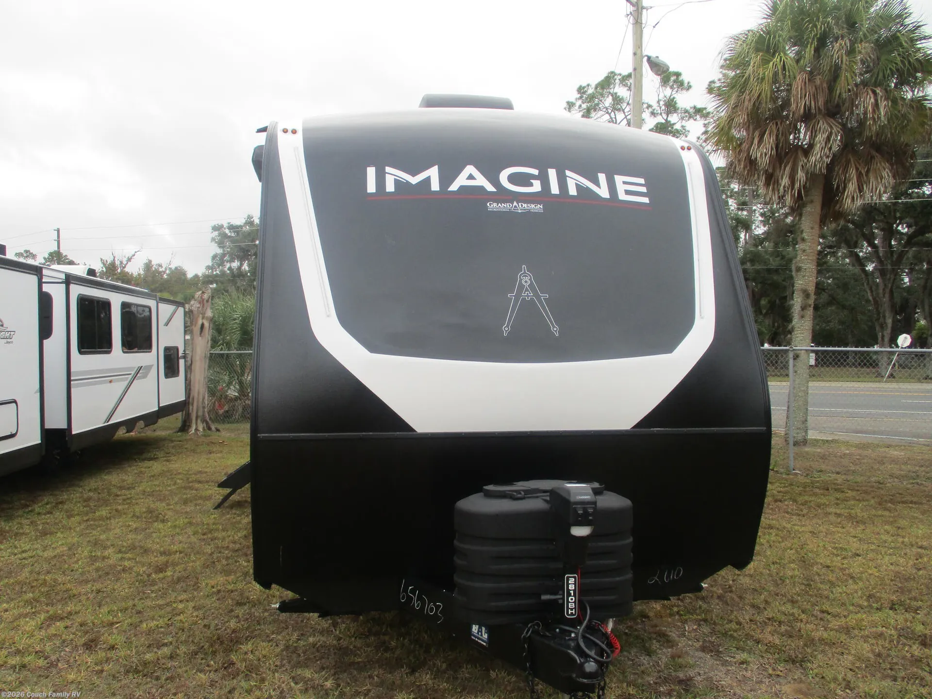 2026 Grand Design Imagine 2810BH - Photo 3