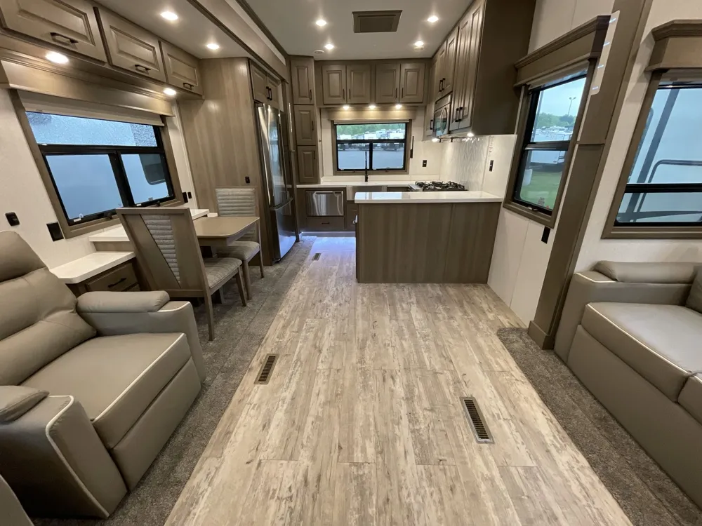 2022 drv luxury suites Mobile Suites 41RKDB - Photo 2