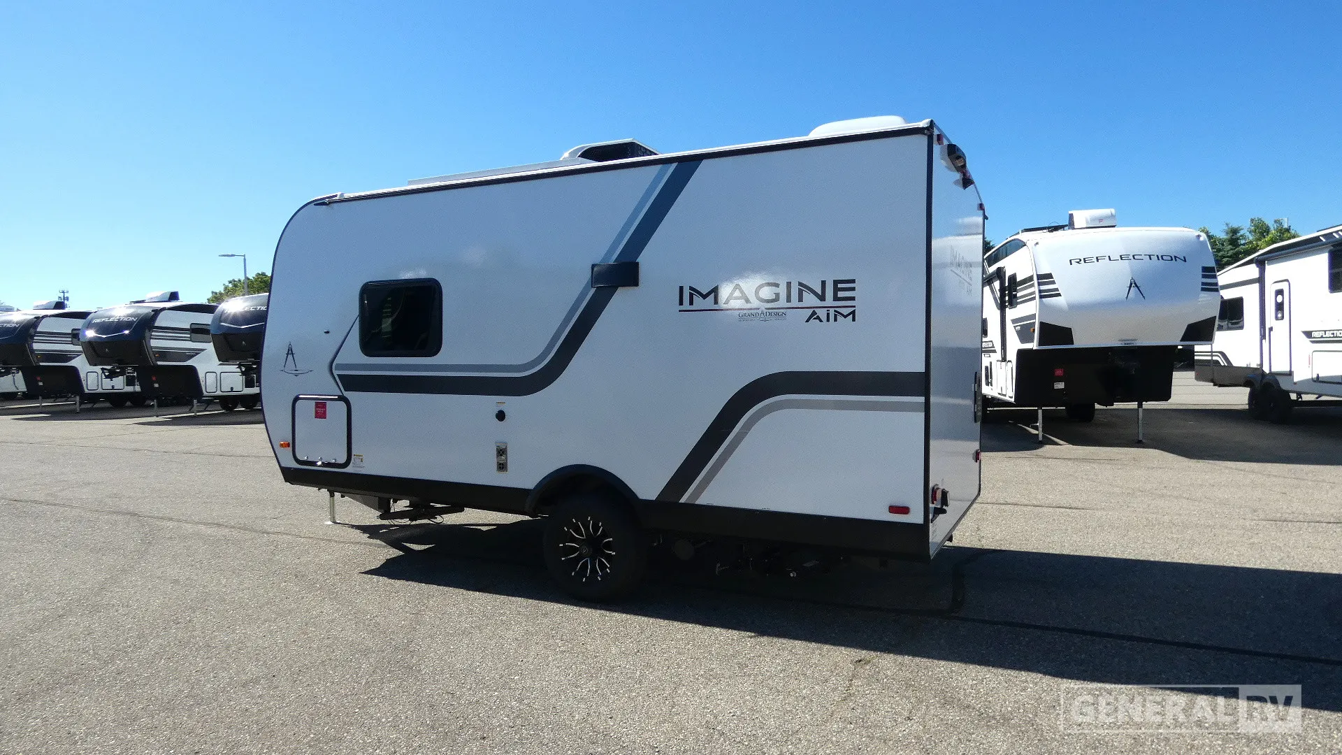 2027 Grand Design Imagine AIM 15RBA - Photo 4