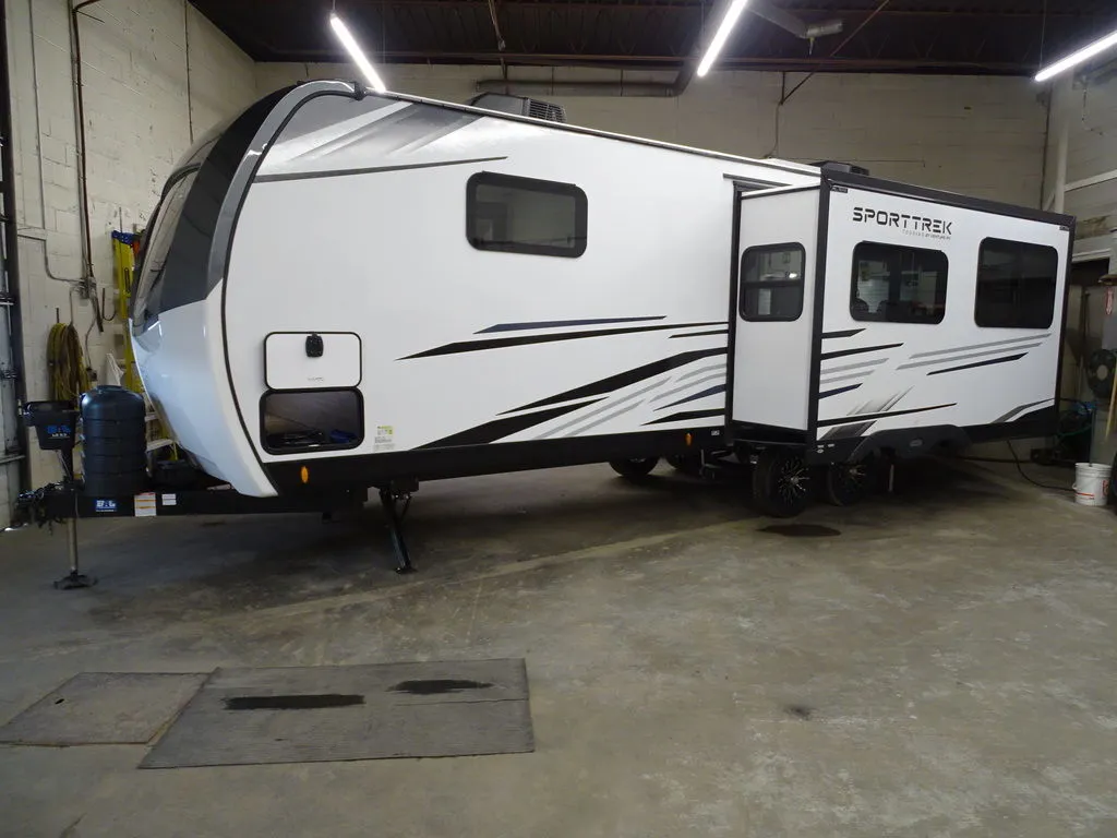 2025 Venture RV Sporttrek Touring Edition STT272VRK - Main photo