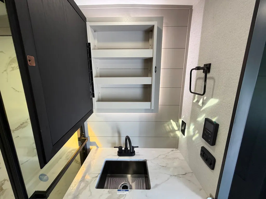 2027 Jayco North Point 391TBBH, Photos photo 46