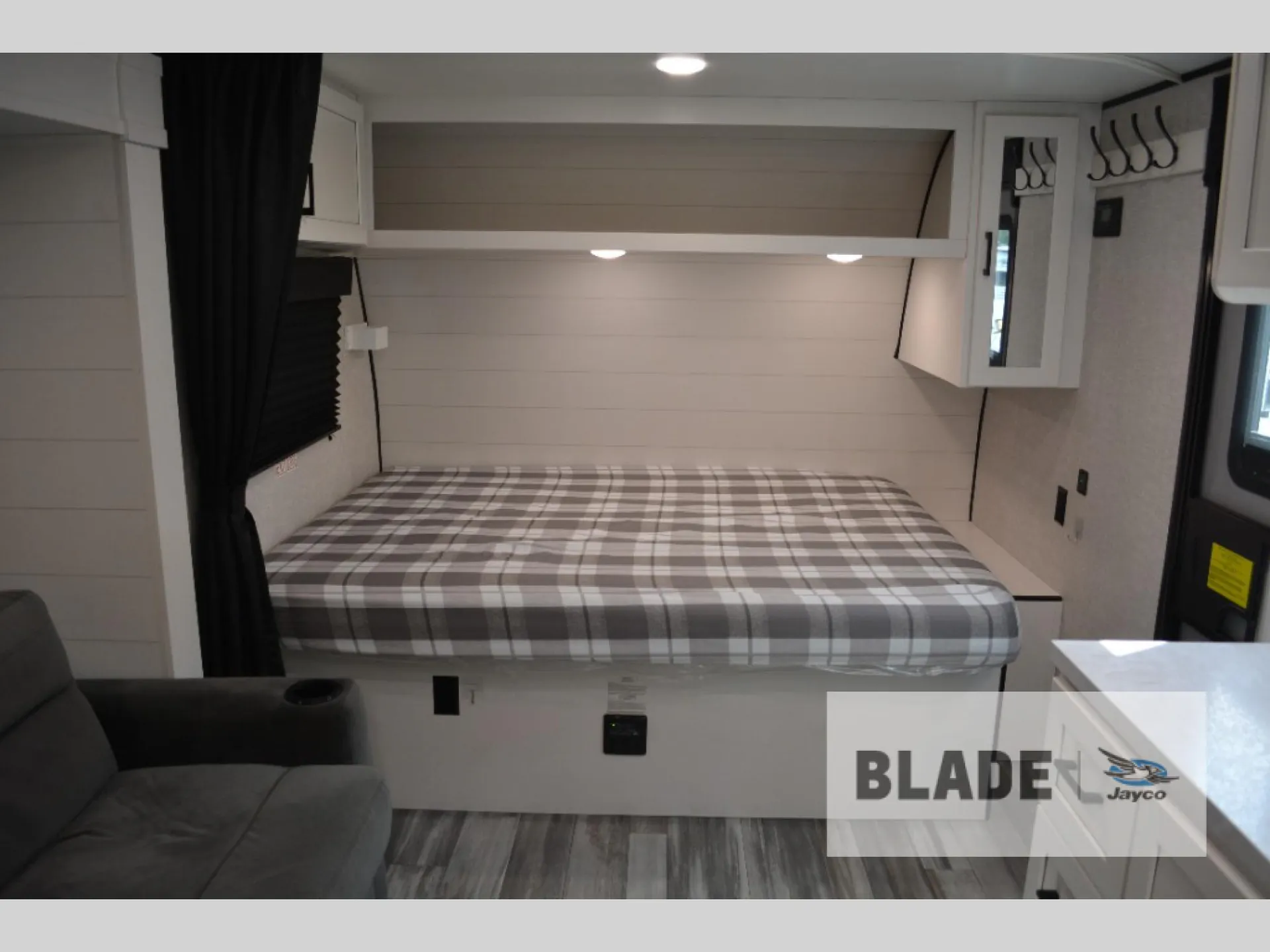 2025 Jayco Jay Flight SLX 160LKW - Photo 3