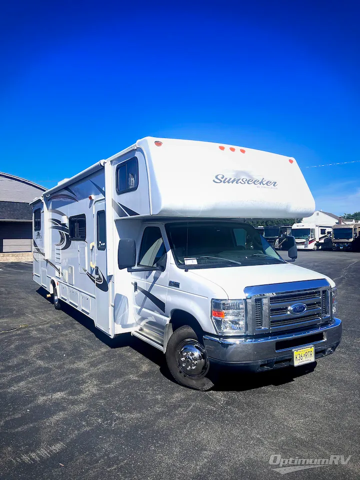 2013 Forest River Sunseeker 3010DS - Photo 2
