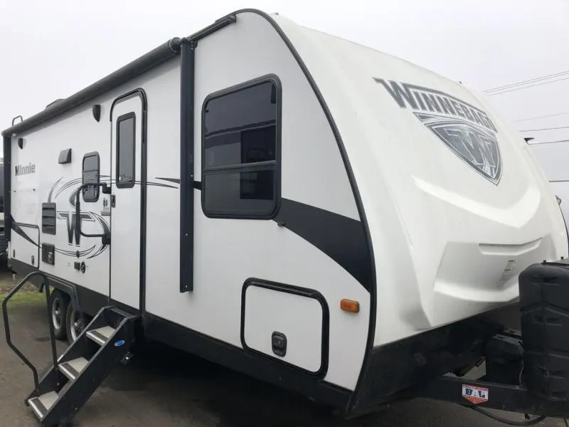 2019 Winnebago Industries Towables Minnie 2201DS - Main photo